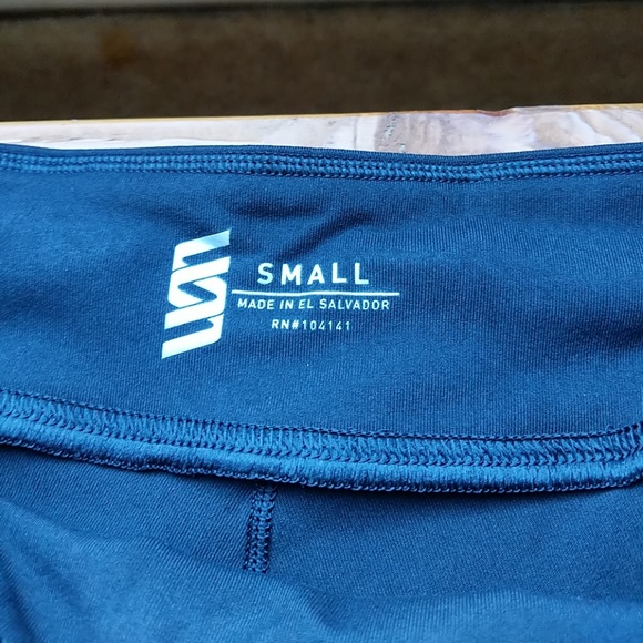 Second skin performance capris - Picture 4 of 4